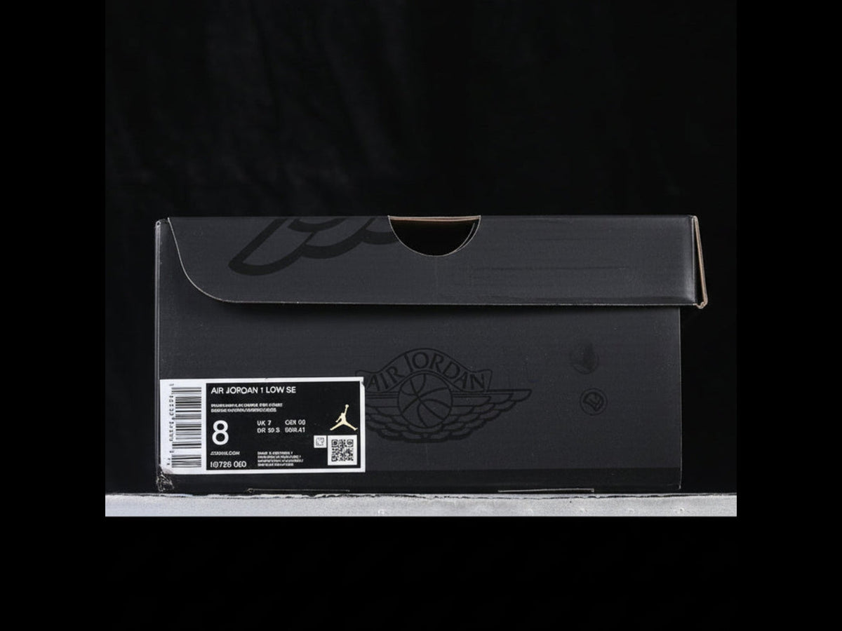AIR JORDAN 1 LOW BLACK PINK