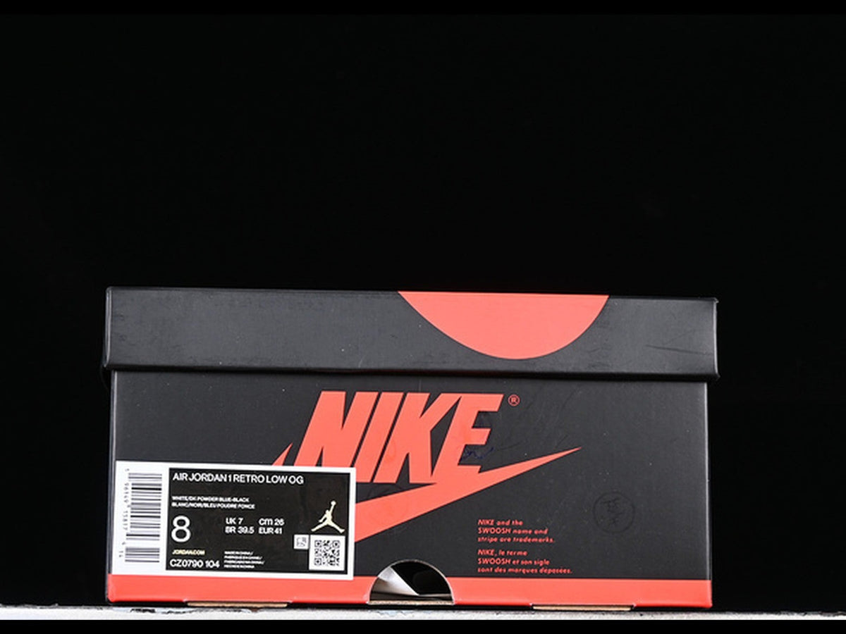 Air Jordan 1 Retro Low OG UNC