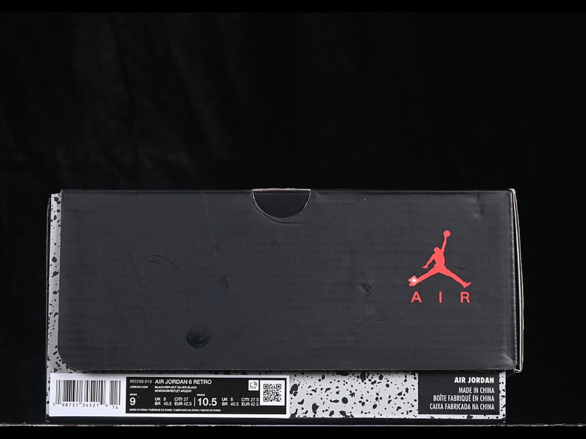 Air Jordan 6 Retro Cap and Gown