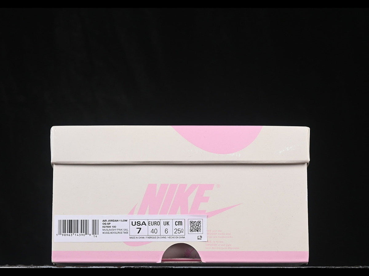Travis Scott AJ1 Retro Low OG 'Muslin Shy Pink'