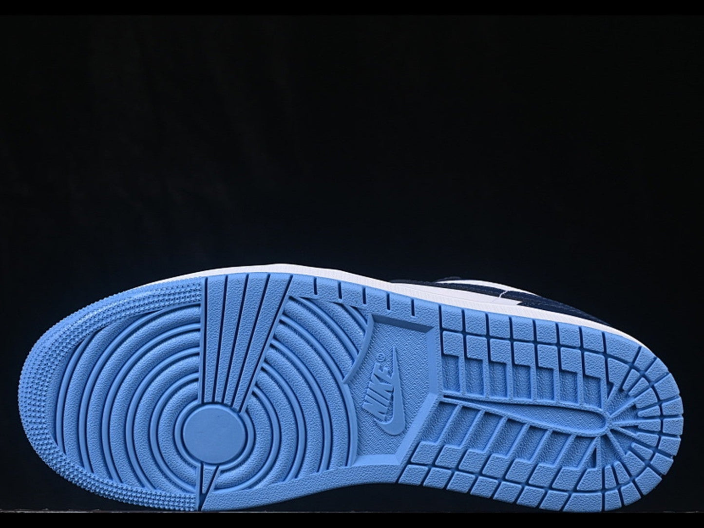 Jordan 1 Low Midnight Navy/White/University Blue