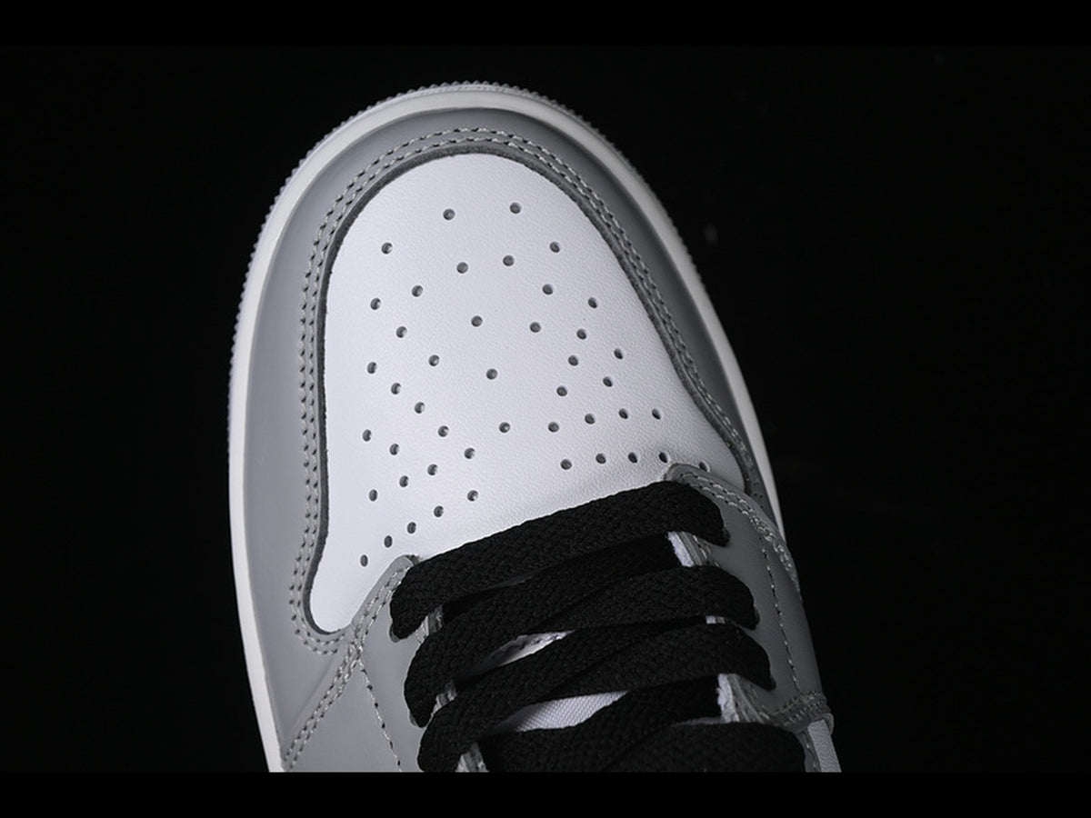 Air Jordan 1 Low OG Wolf Grey