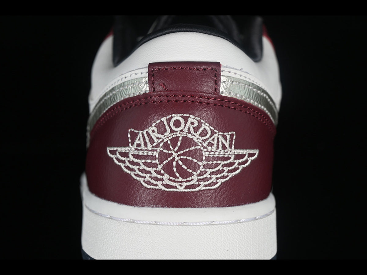 Air Jordan 1 Low SE Year of the Dragon