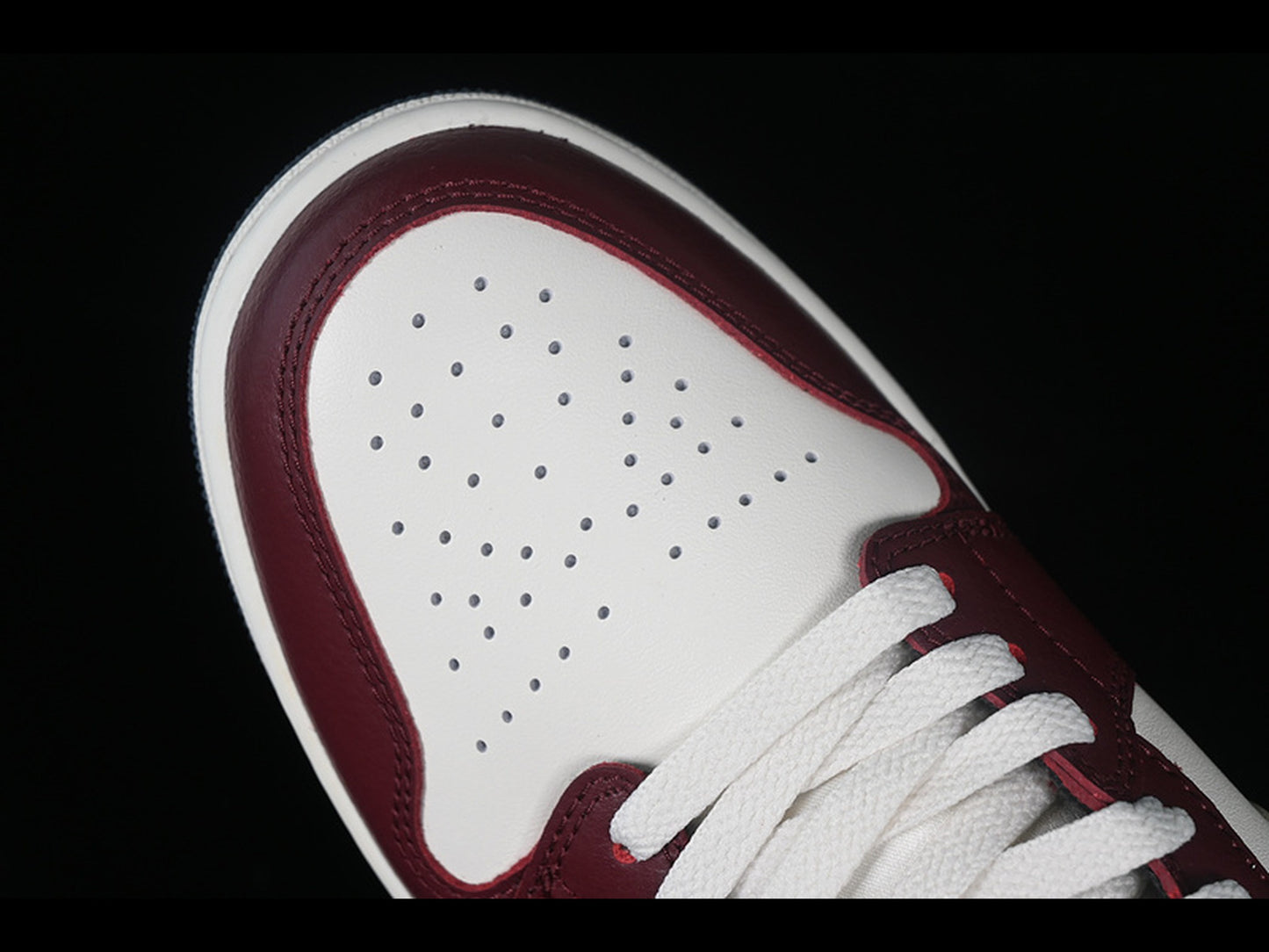 Air Jordan 1 Low SE Year of the Dragon