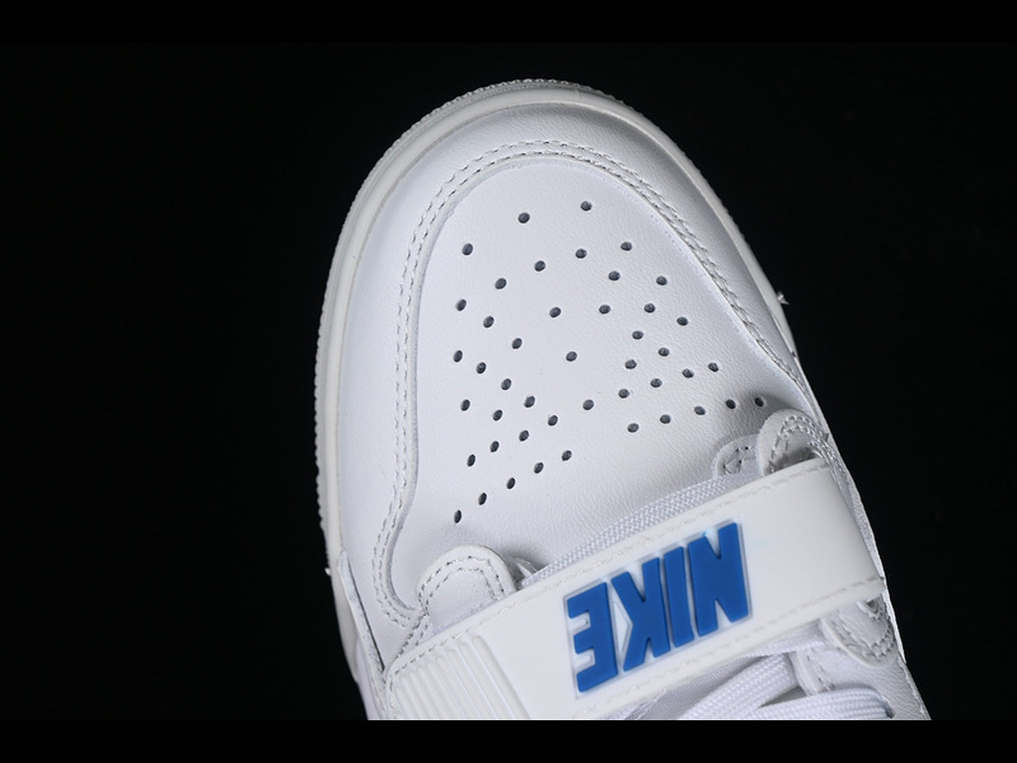 Air Jordan Legacy AJ312 Low Military Blue
