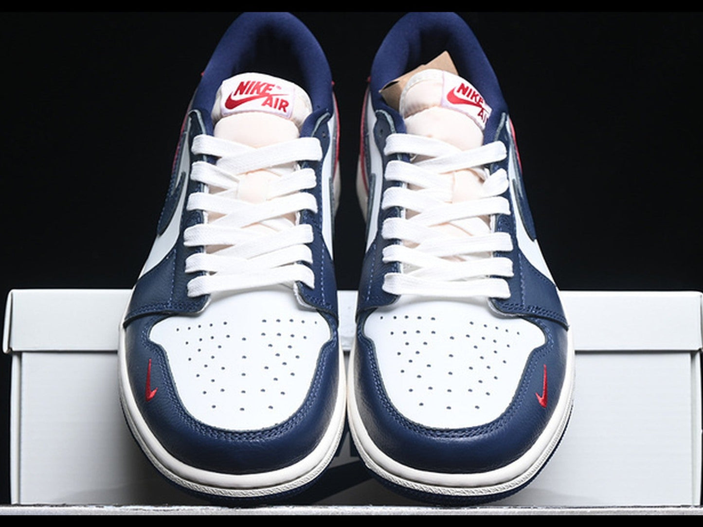 Air Jordan 1 Low OG Howard