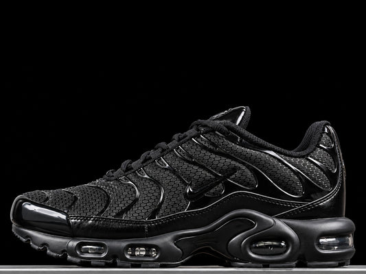 Nike Air Max Plus Triple Black
