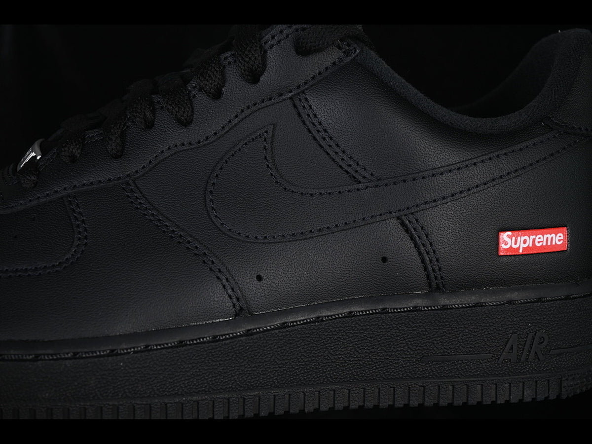 Supreme x Nike Air Force 1 Low 'Black'