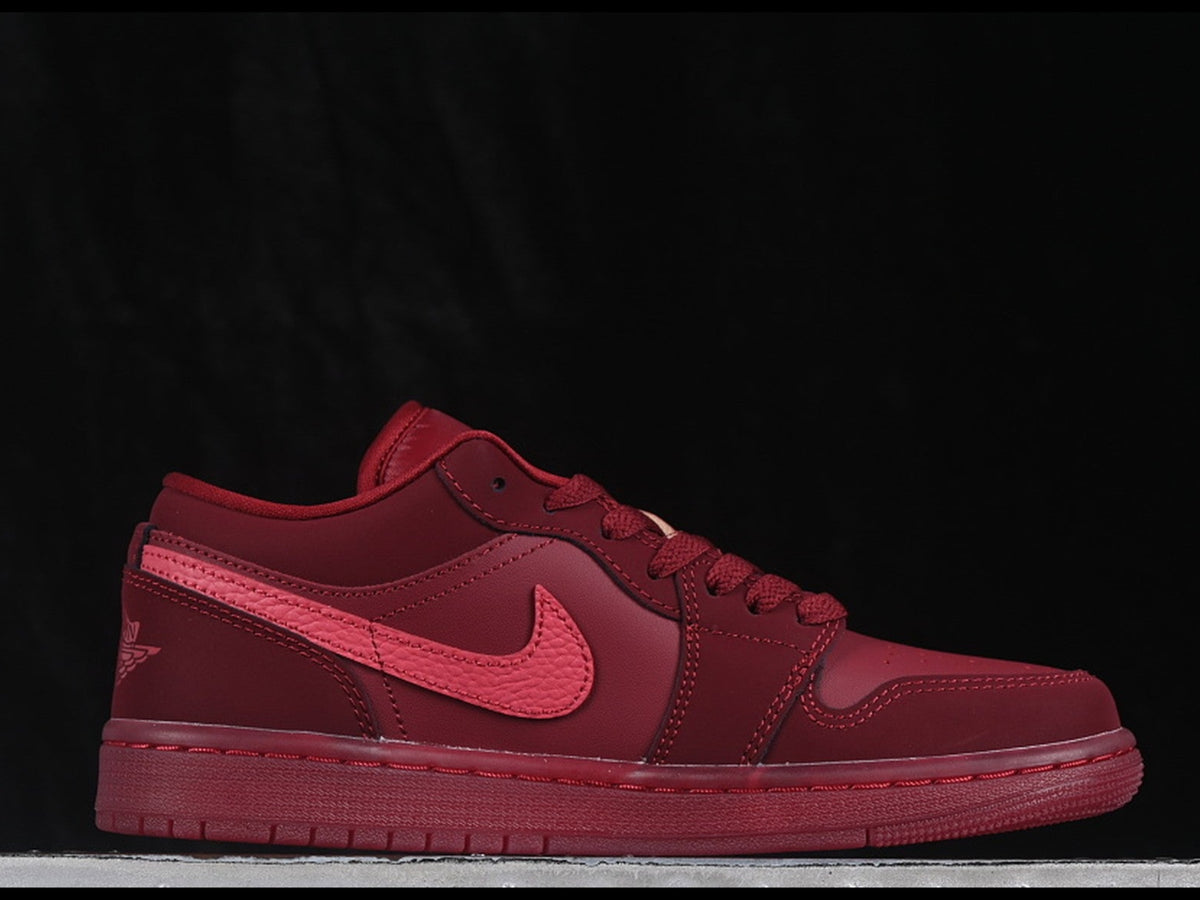 AIR JORDAN 1 LOW RED LIP