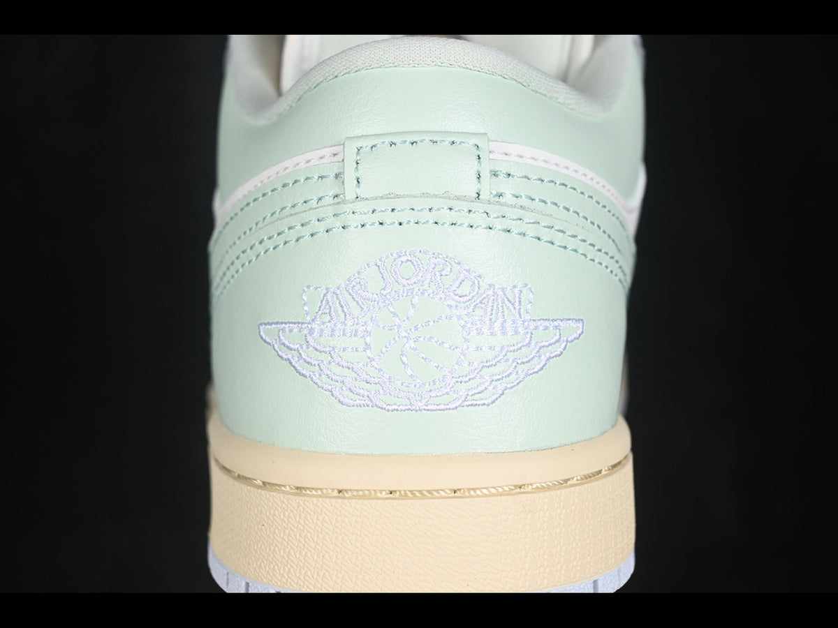 AIR JORDAN 1 LOW SE GREEN PURPLE