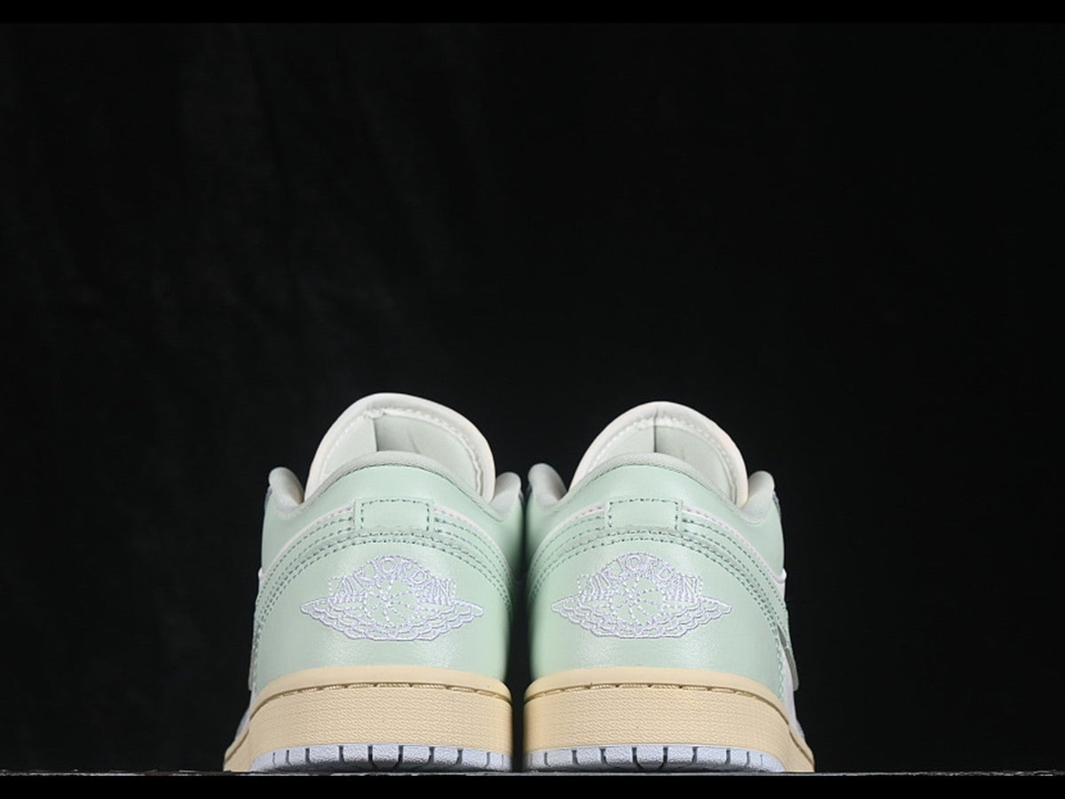 AIR JORDAN 1 LOW SE GREEN PURPLE