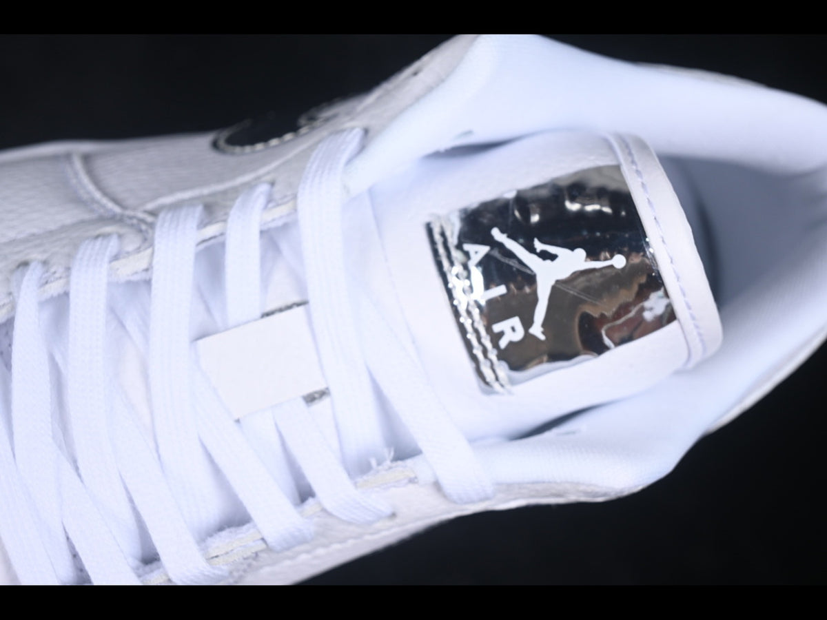 AIR JORDAN 1 LOW SILVER