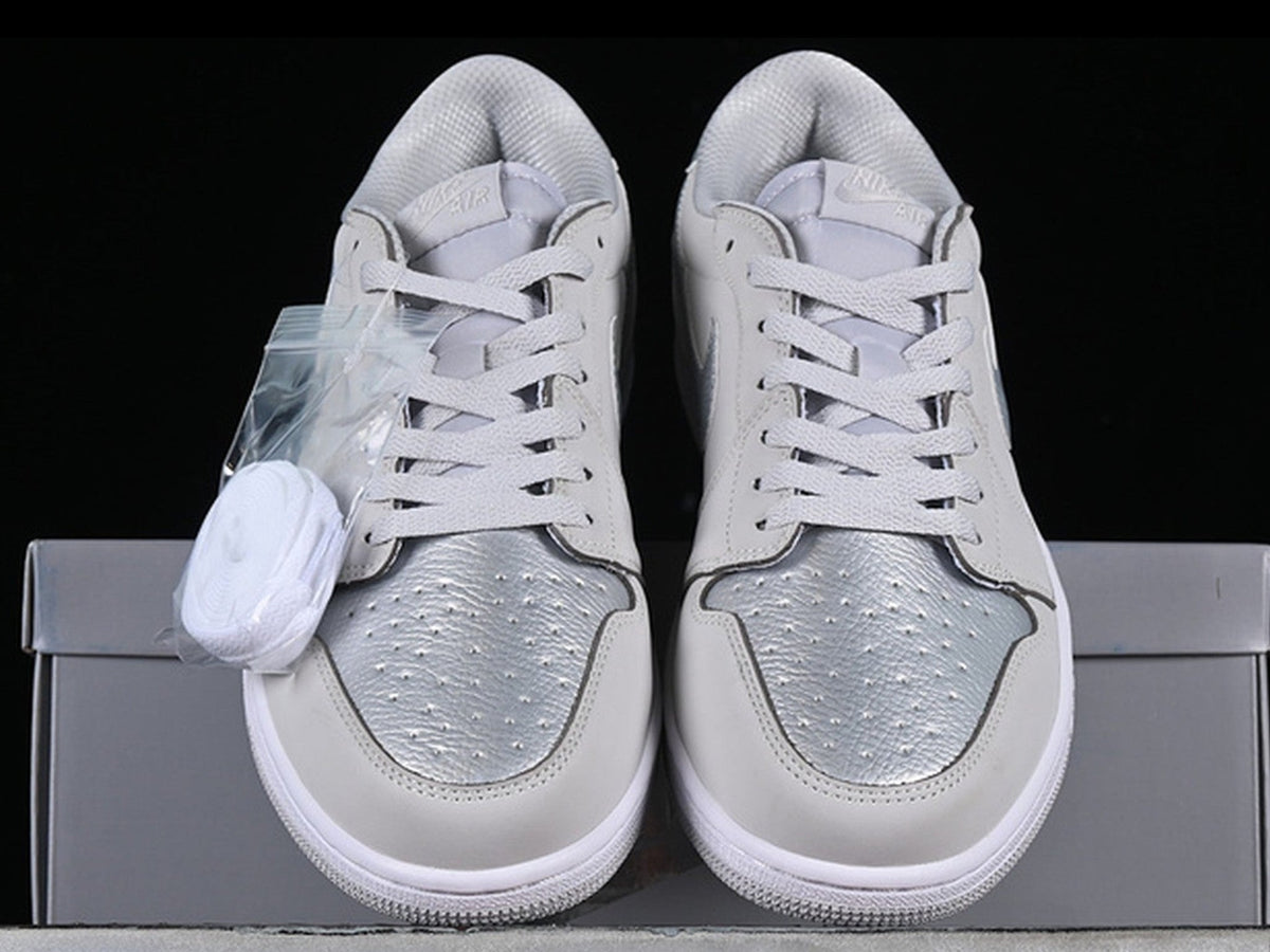 Air Jordan 1 Retro Low Neutral Grey