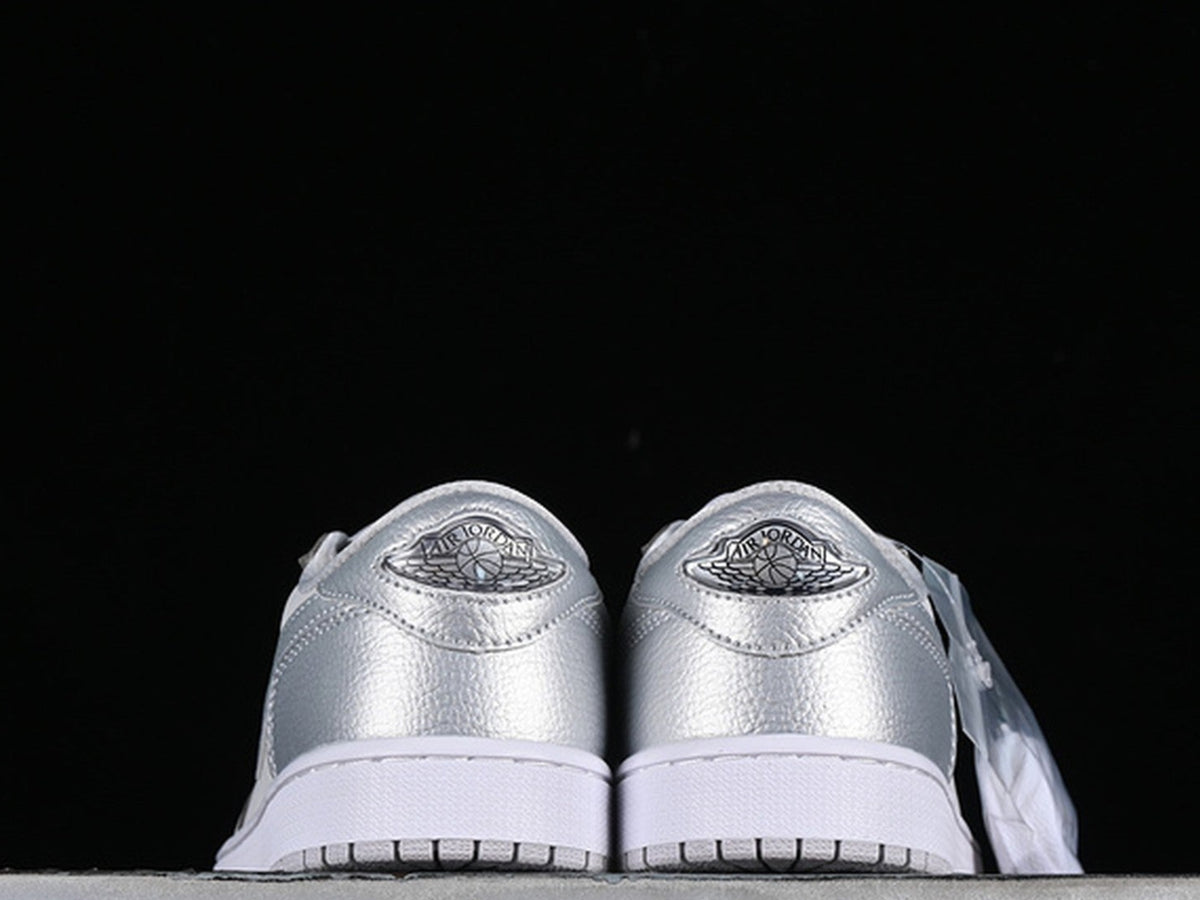 Air Jordan 1 Retro Low Neutral Grey