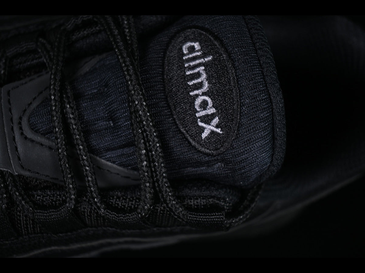 AIR MAX 95 ESSENTIAL TRIPLE BLACK