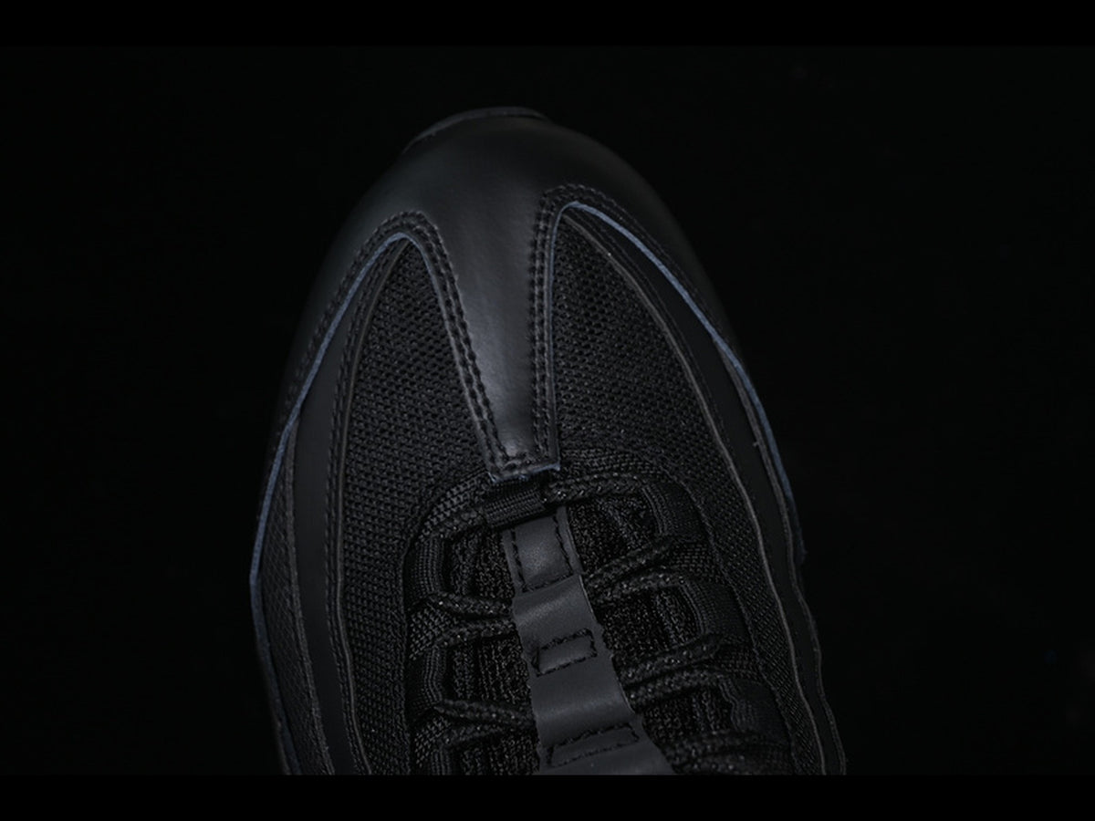 AIR MAX 95 ESSENTIAL TRIPLE BLACK
