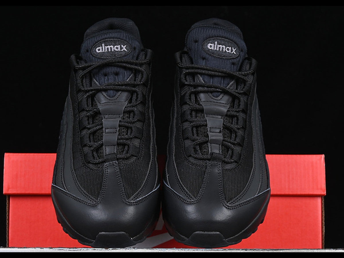 AIR MAX 95 ESSENTIAL TRIPLE BLACK