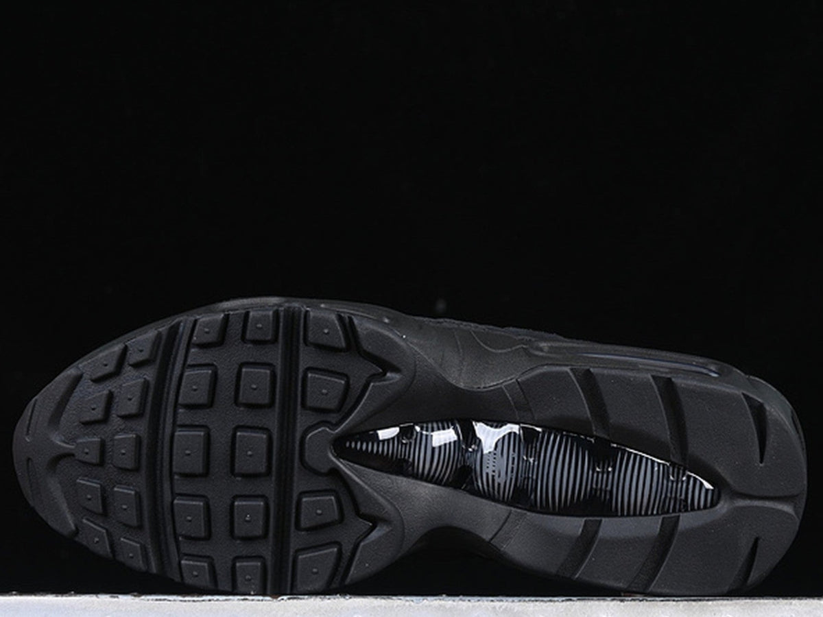AIR MAX 95 ESSENTIAL TRIPLE BLACK