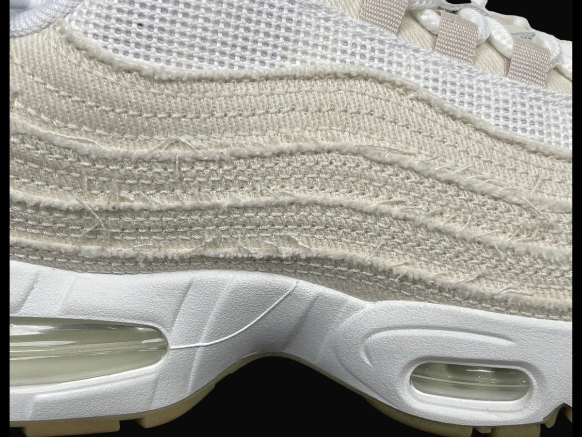 AIR MAX 95 x LEVI'S WHITE