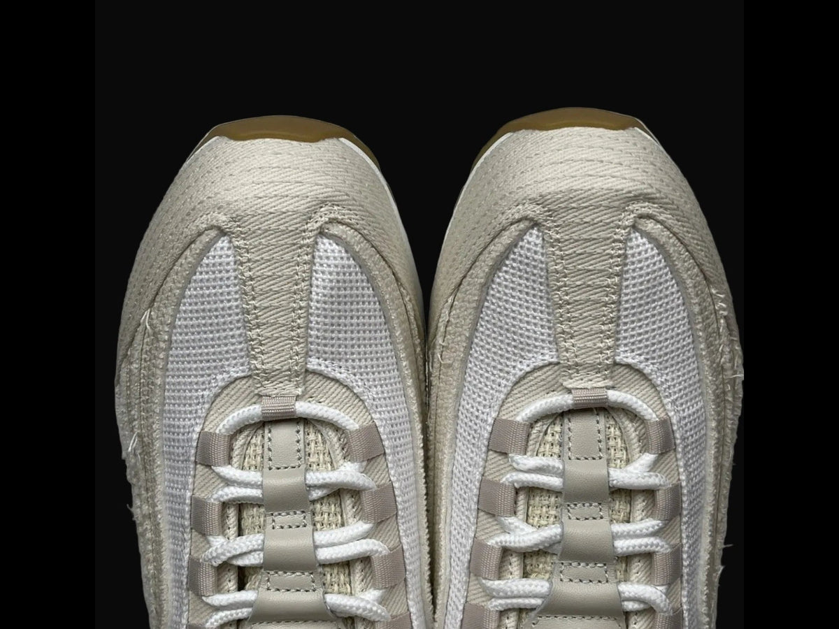 AIR MAX 95 x LEVI'S WHITE