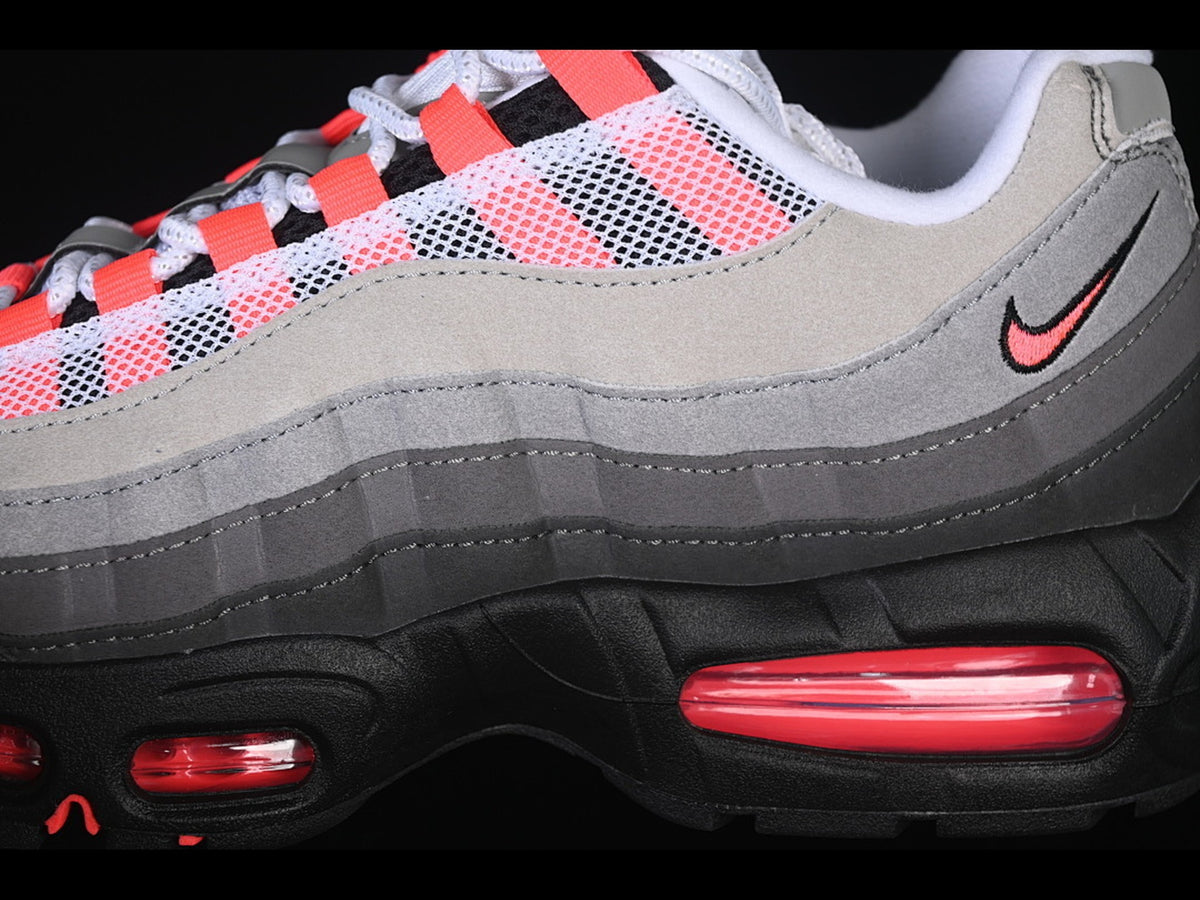 Air Max 95 OG Black/Medium Ash/Dark Pewter/Solar Red