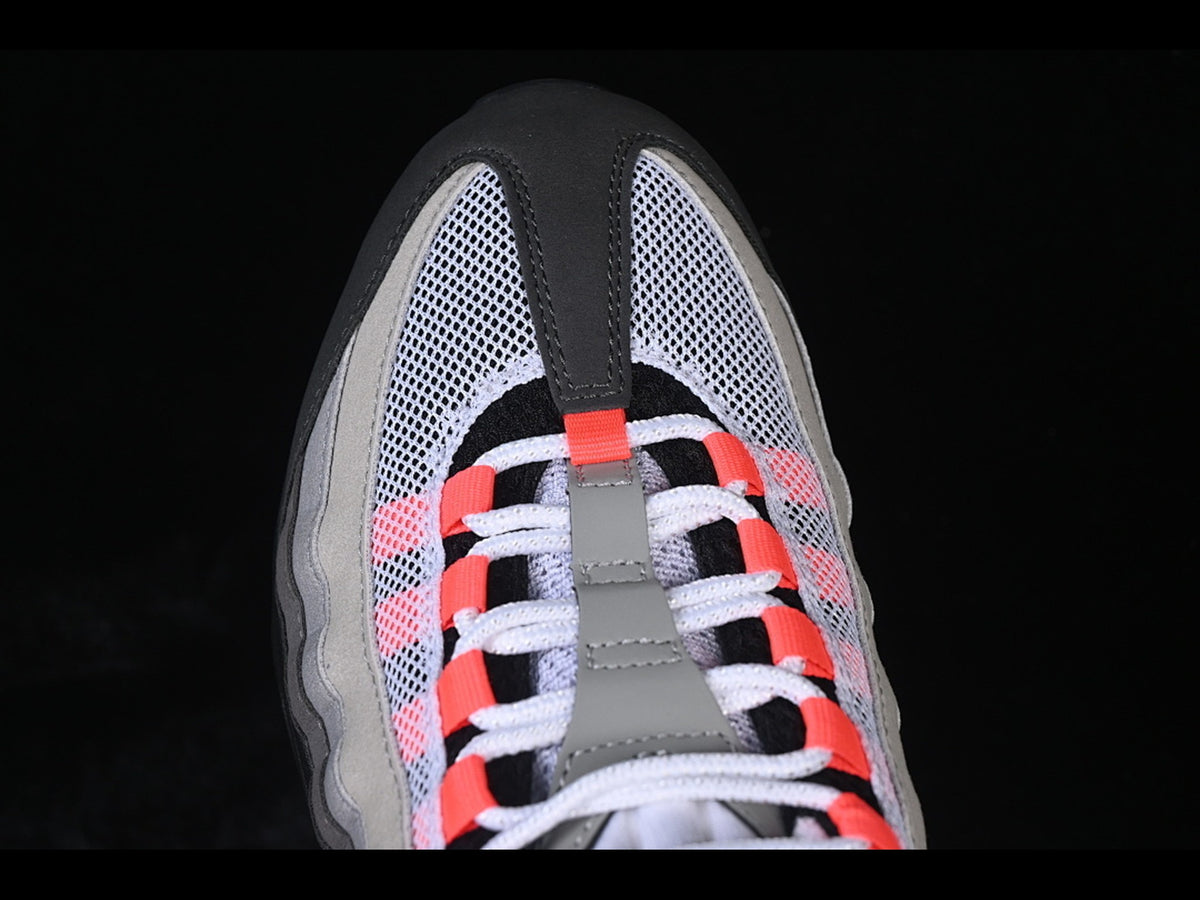 Air Max 95 OG Black/Medium Ash/Dark Pewter/Solar Red