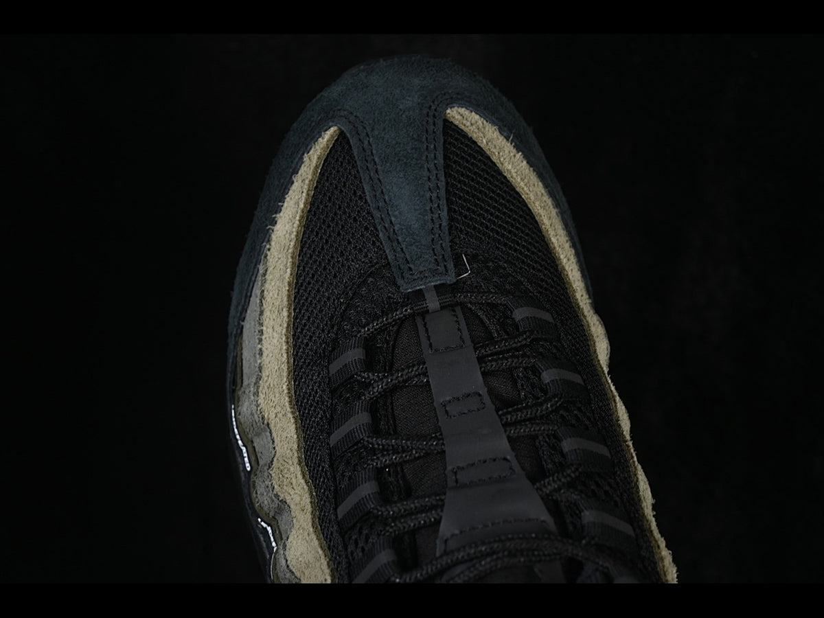 AIR MAX 95 x UNDEFEATED LOS ANGELES