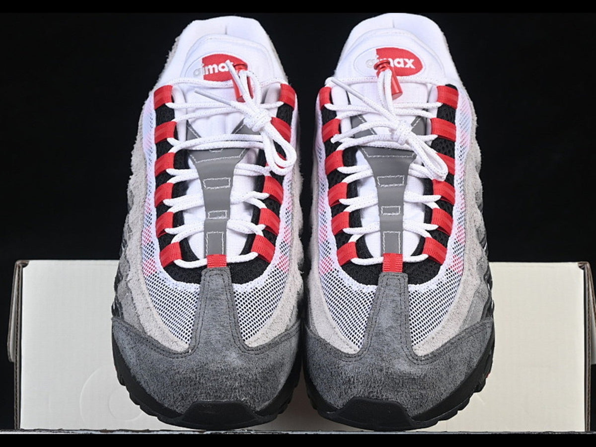 AIR MAX 95 x UNDEFEATED TOKYO