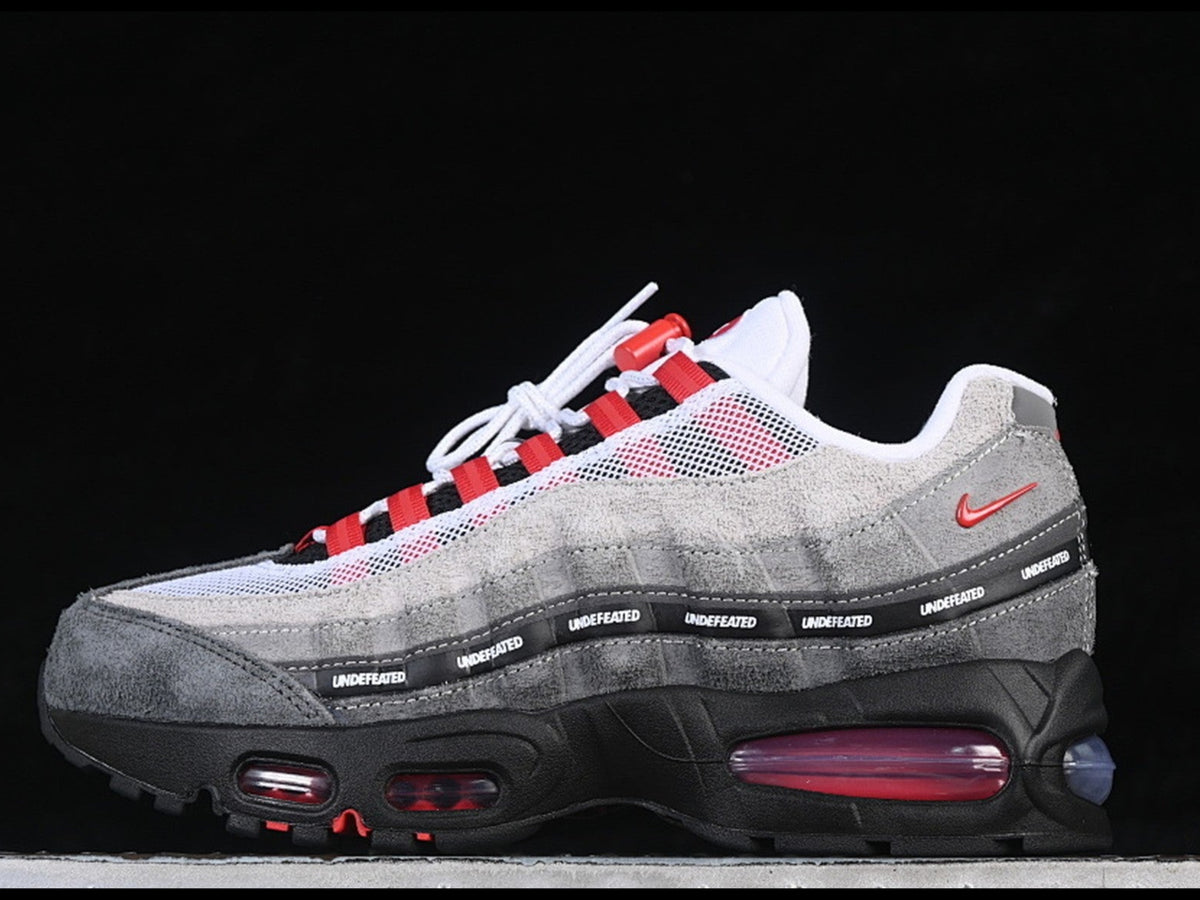 AIR MAX 95 x UNDEFEATED TOKYO