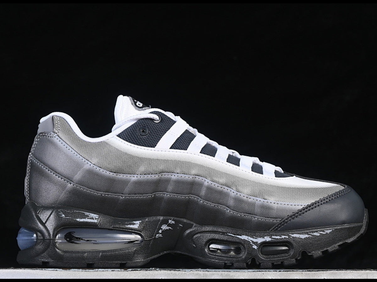 AIR MAX 95 x YU-GI-OH! GAME KING