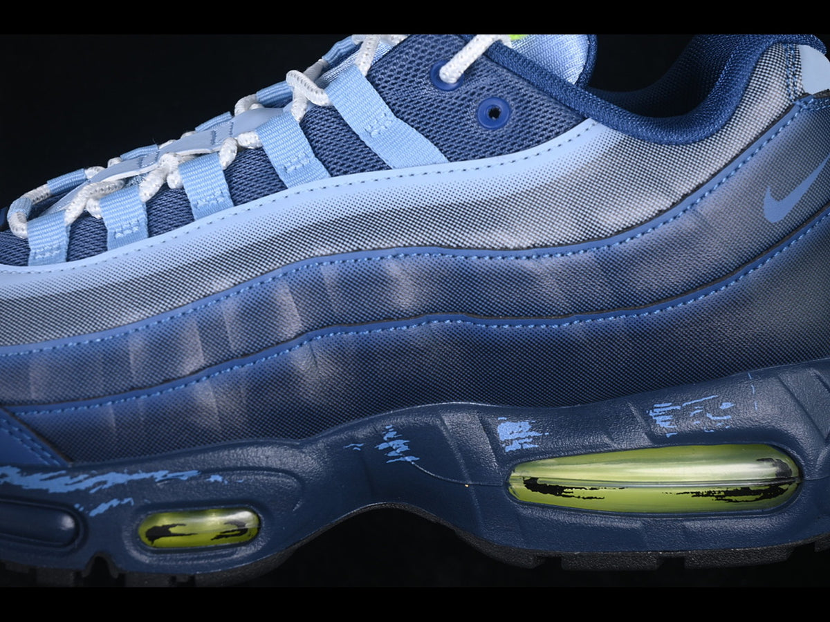 AIR MAX 95 x YU-GI-OH! SUPER BLUE