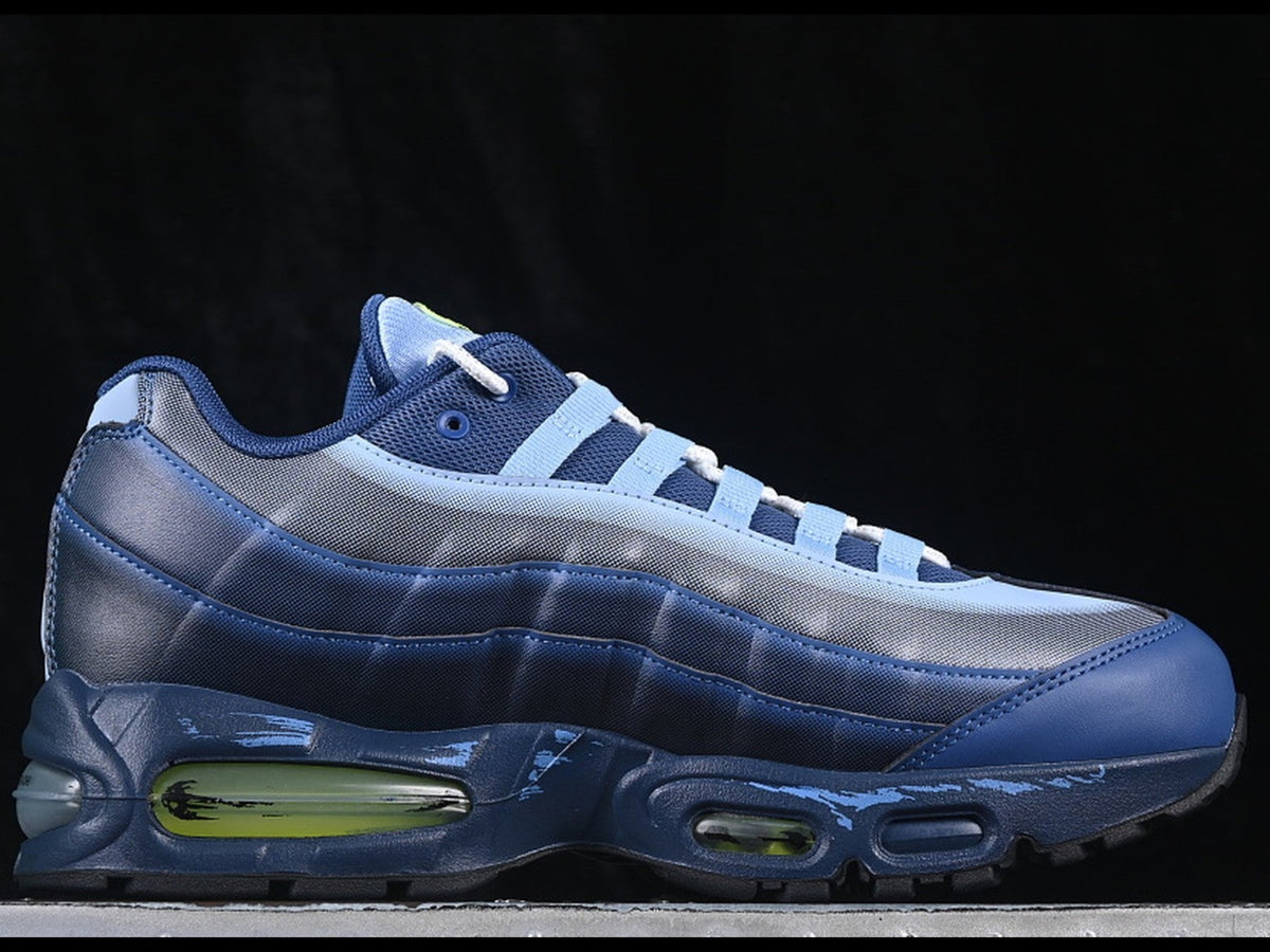 AIR MAX 95 x YU-GI-OH! SUPER BLUE