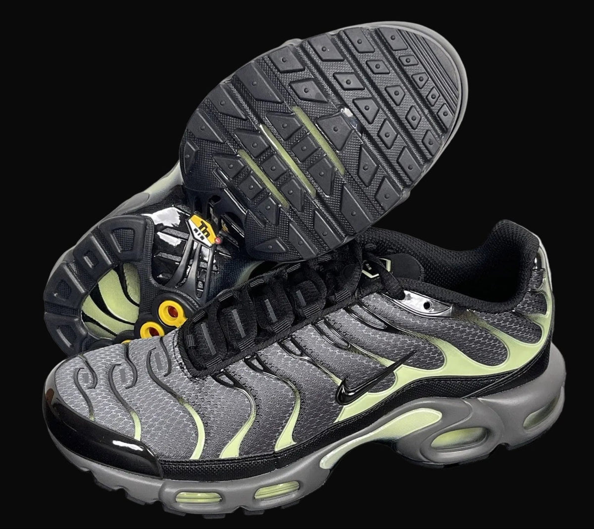 Air Max Plus Iron Grey