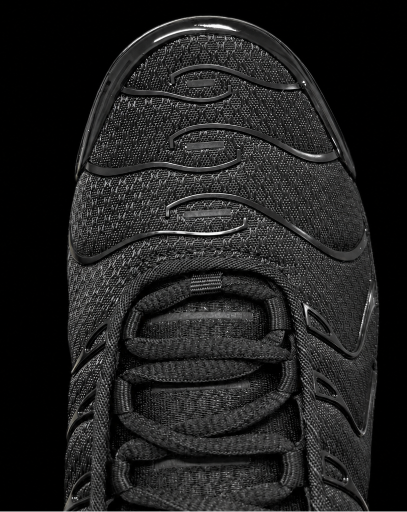Nike Air Max Plus Black Green Strike