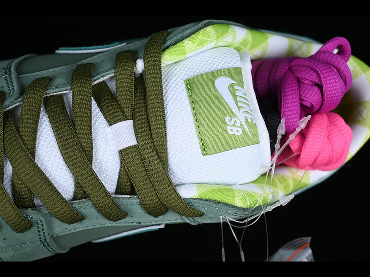Concepts x Nike SB Dunk Low "Green Lobster"