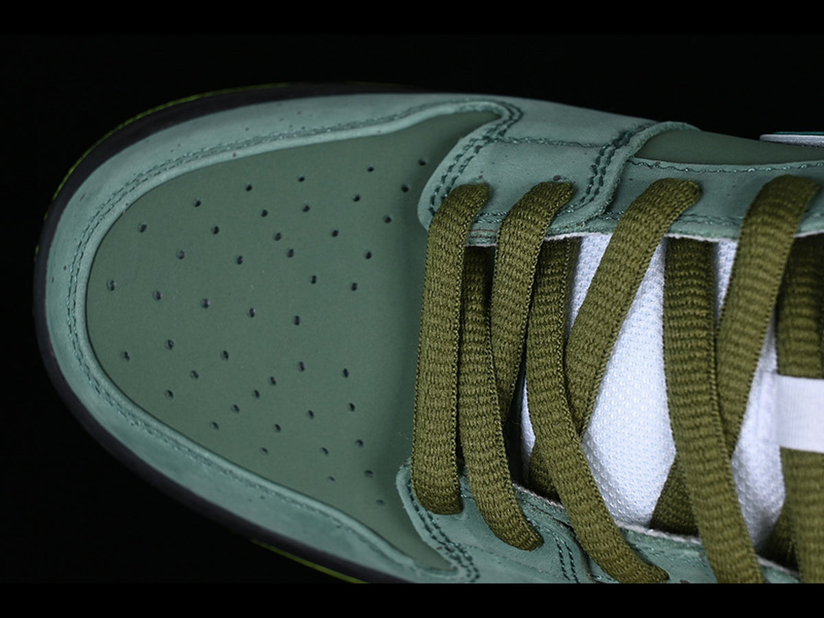 Concepts x Nike SB Dunk Low "Green Lobster"