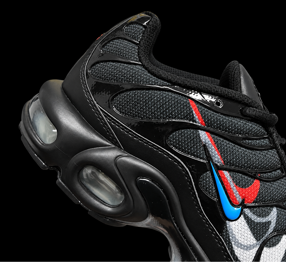 Nike Air Max Plus Multi Swoosh Black Red