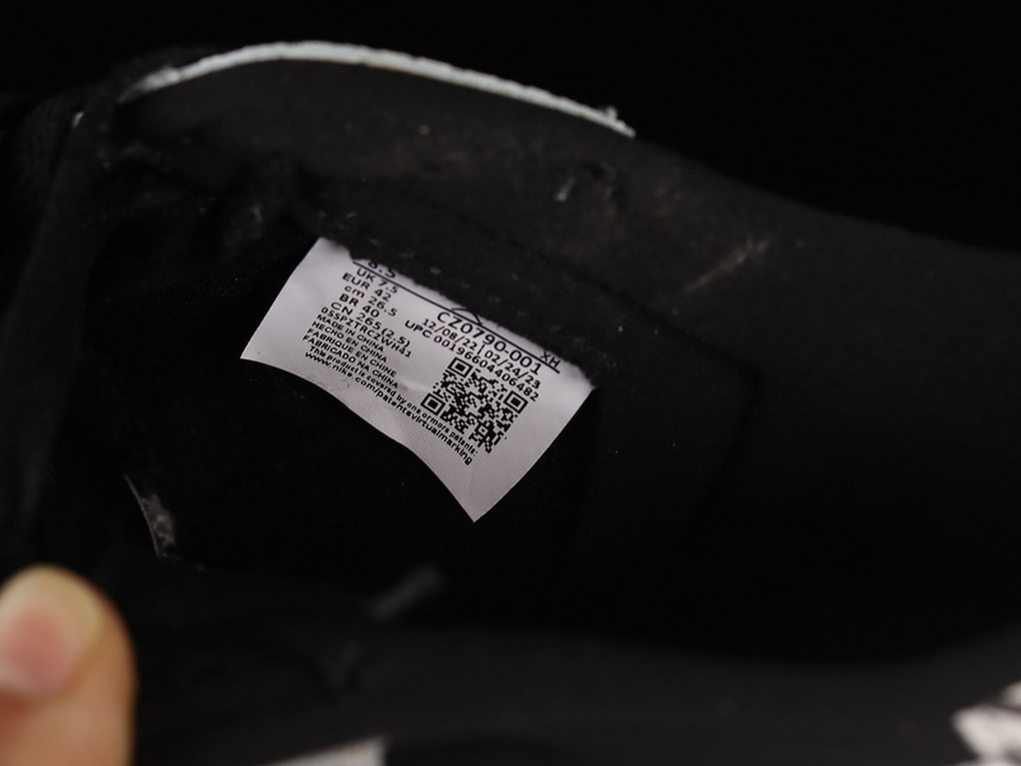 Air Jordan 1 Retro Low Black Cement