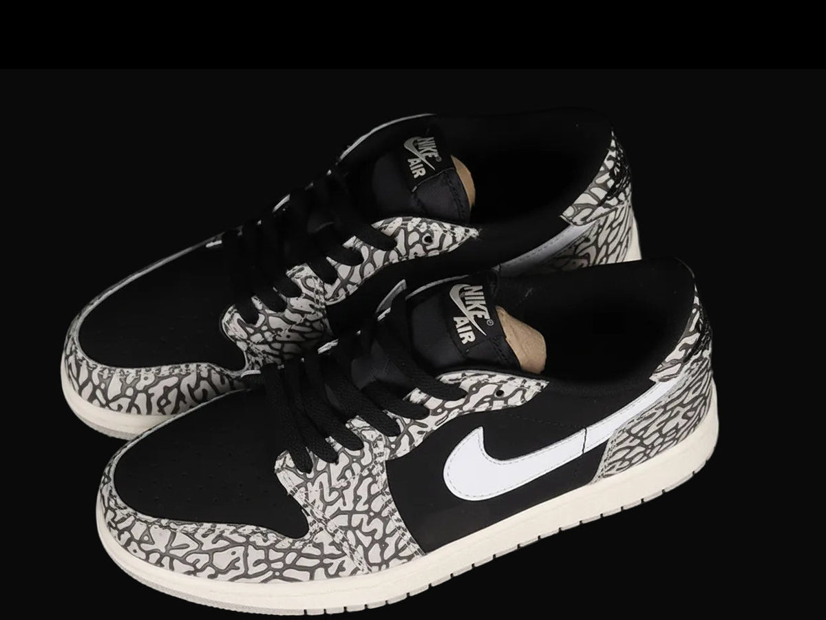 Air Jordan 1 Retro Low Black Cement