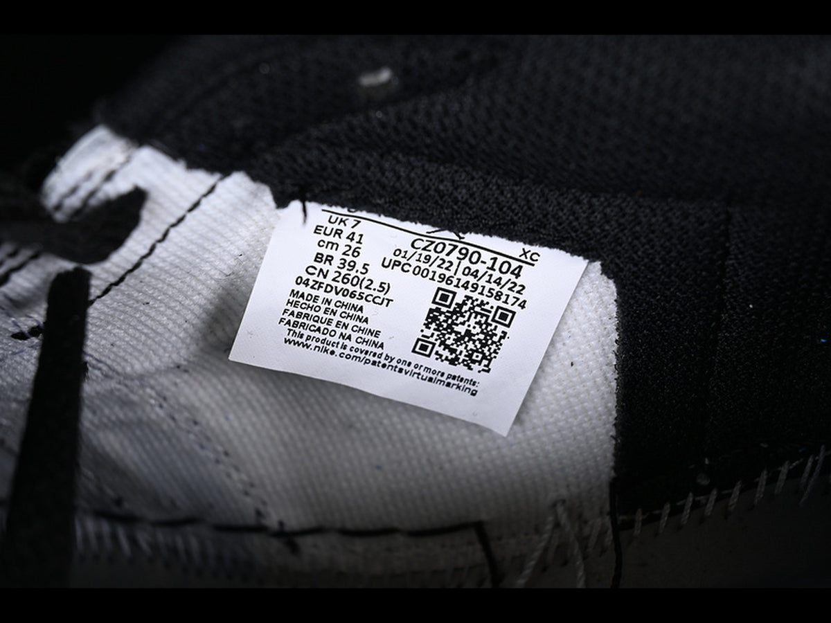 Air Jordan 1 Retro Low OG UNC