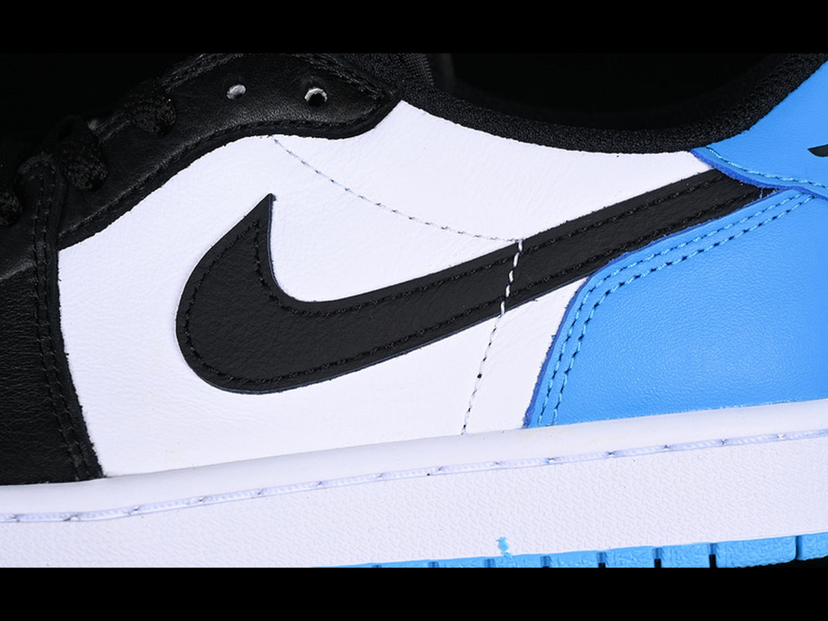 Air Jordan 1 Retro Low OG UNC