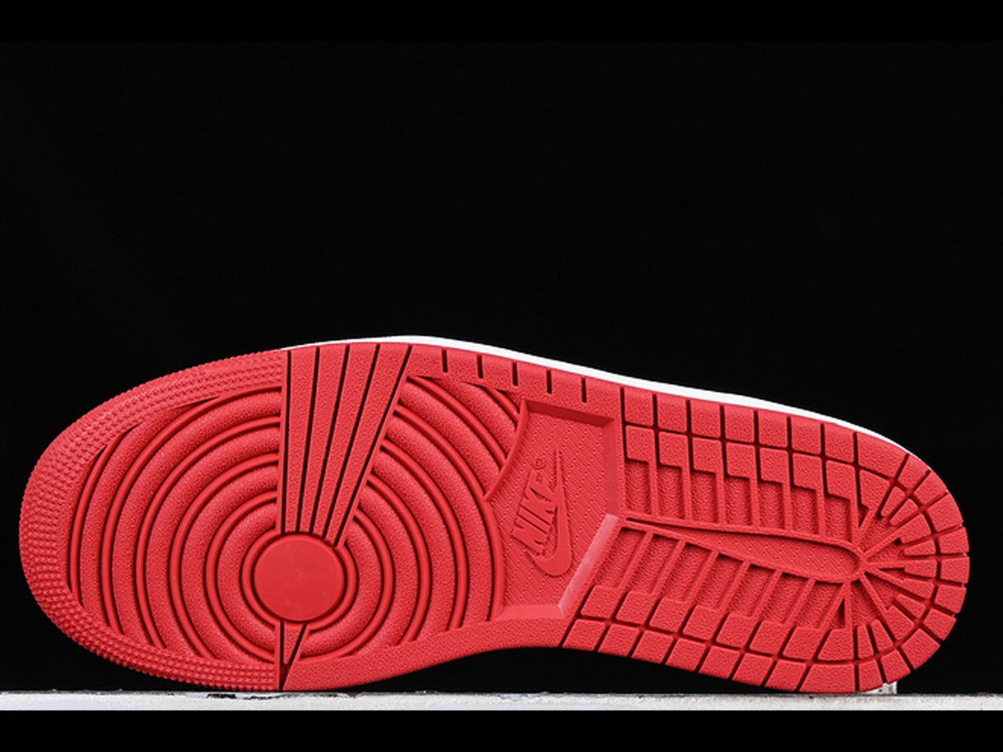 Air Jordan 1 Retro Low OG Black Toe