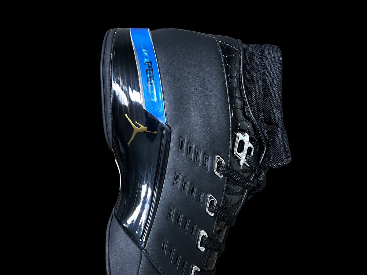 Air Jordan 17 OG Low Black Chrome