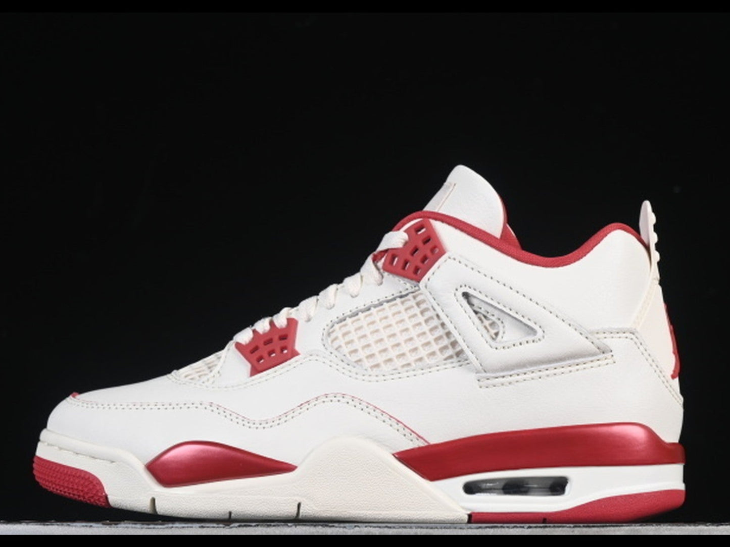 Jordan 4 Retro Pale Ivory
