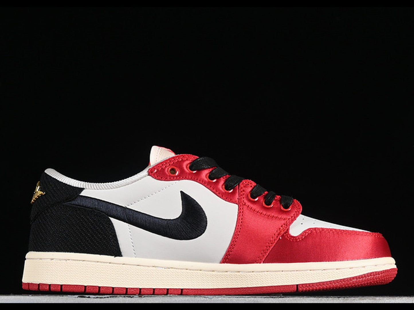 Trophy Room x Air Jordan 1 Low