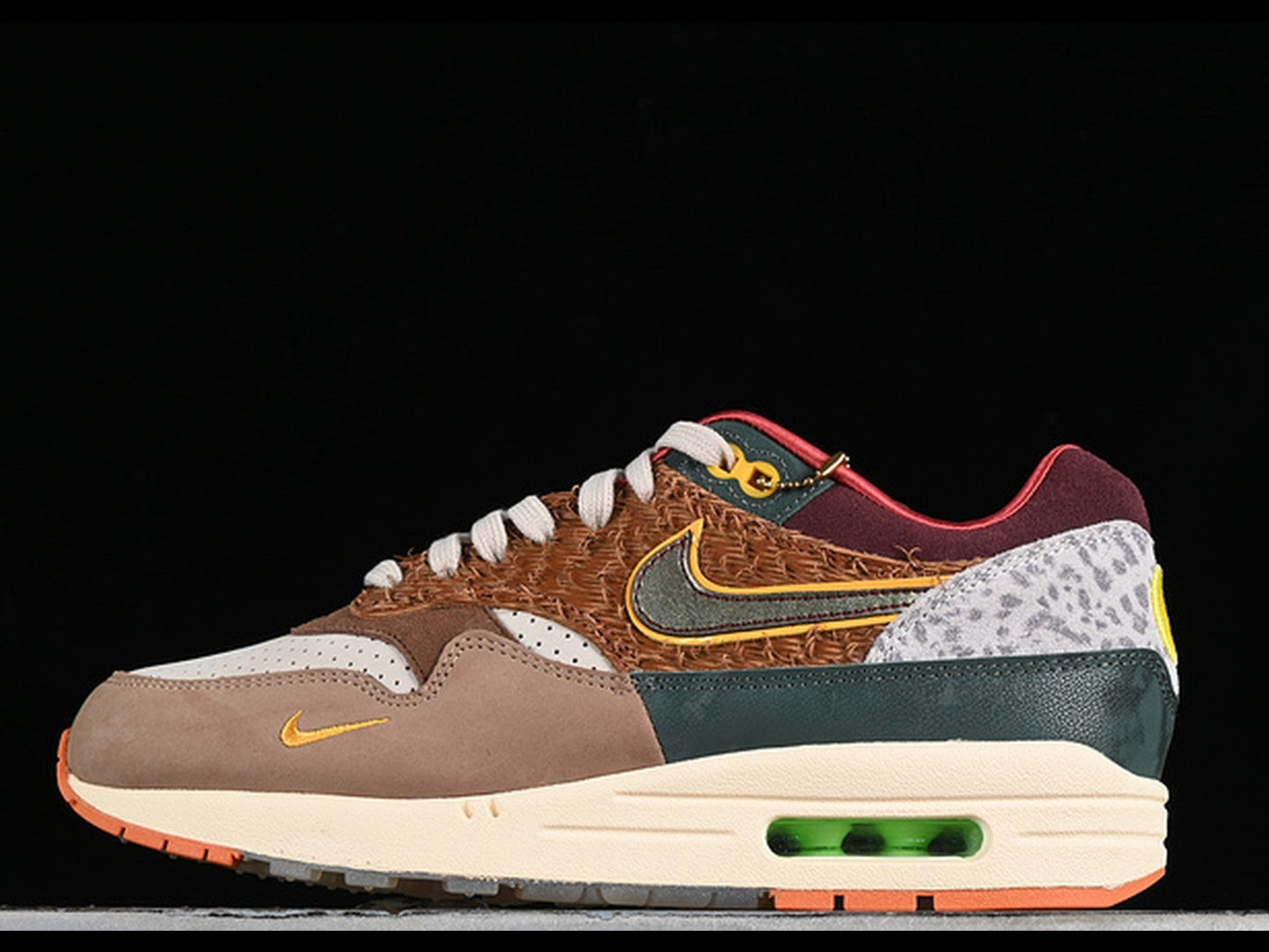 Air Max 1.  87 luxe