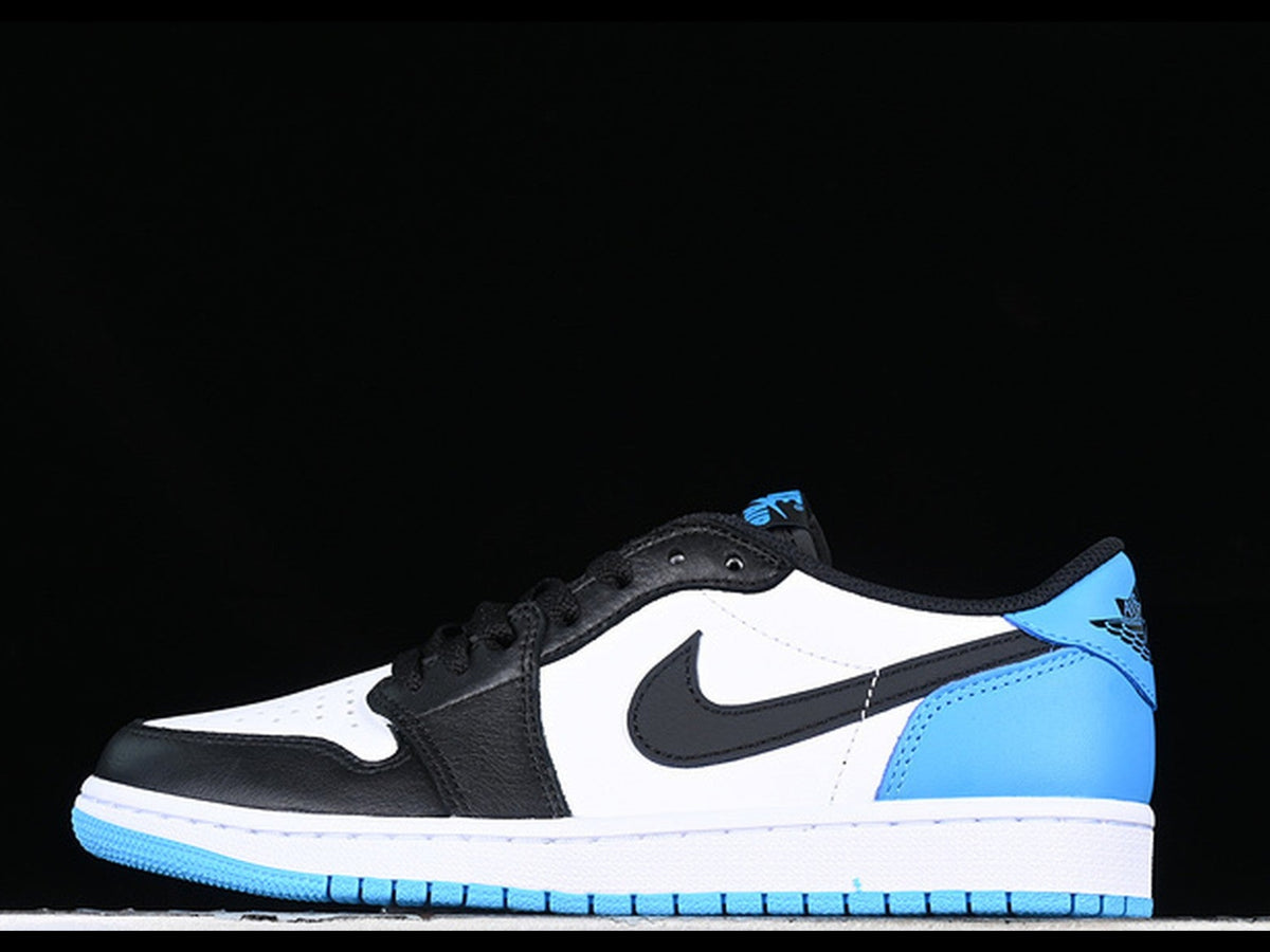 Air Jordan 1 Retro Low OG UNC