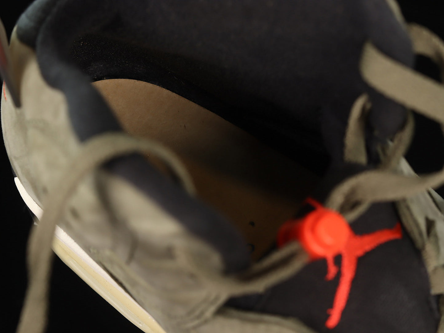 Travis Scott x Air Jordan 6 Medium Olive