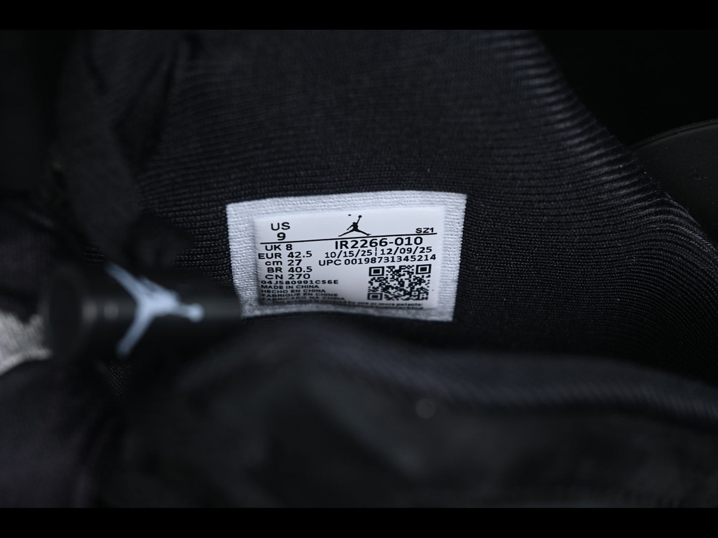 Air Jordan 6 Retro Cap and Gown
