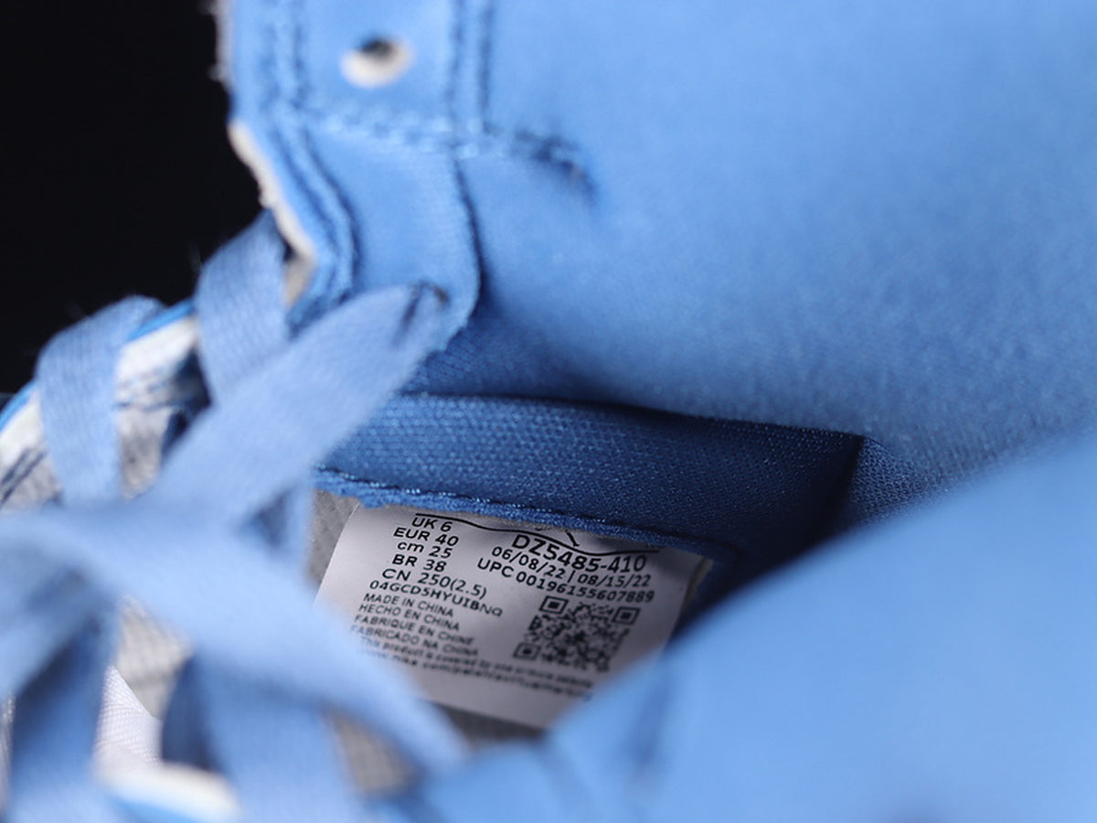 Air Jordan 1 Retro High OG True Blue